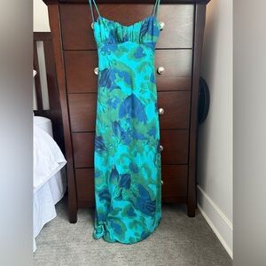 Billy J beautiful maxi dress.